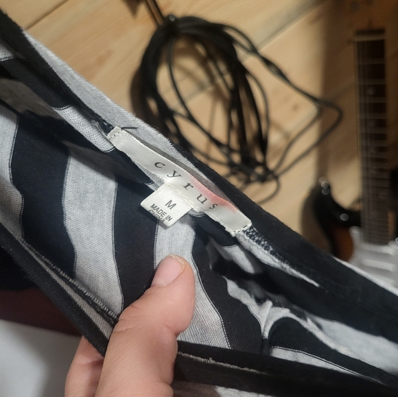 Cyrus grey and black strip loose top - Picture 3 of 4